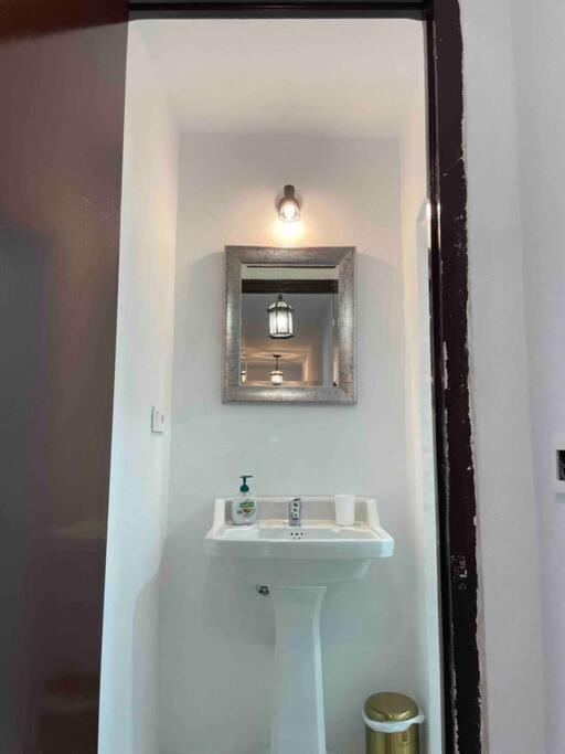 Charming 4 Bedroom Village Home With Patio Mijas Eksteriør billede