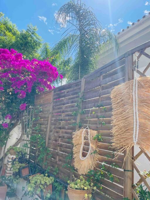 Charming 4 Bedroom Village Home With Patio Mijas Eksteriør billede